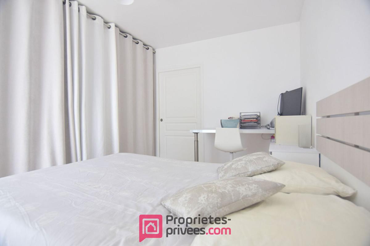 BOULOGNE-BILLANCOURT Appartement  3 pièces 66,03 m² Carrez  avec 18 m² de jardin d'hiver et 8 m² de balcon filant 7