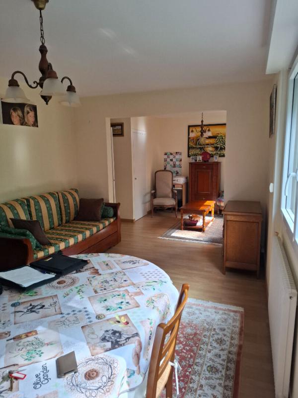 BORDEAUX BORDEAUX CAUDÉRAN ? APPARTEMENT T5 AU DERNIER ÉTAGE DANS UNE RÉSIDENCE CONFIDENTIELLE AVEC BOX ET CAVE 5