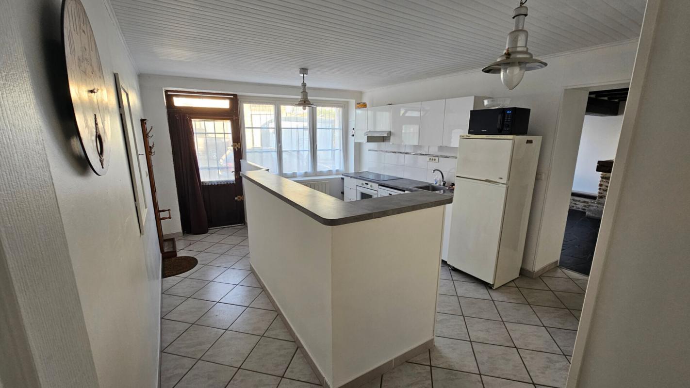 HOUDAN Houdan 5 mn / Gambais 2 mn / Maison de ville 104 m2 4