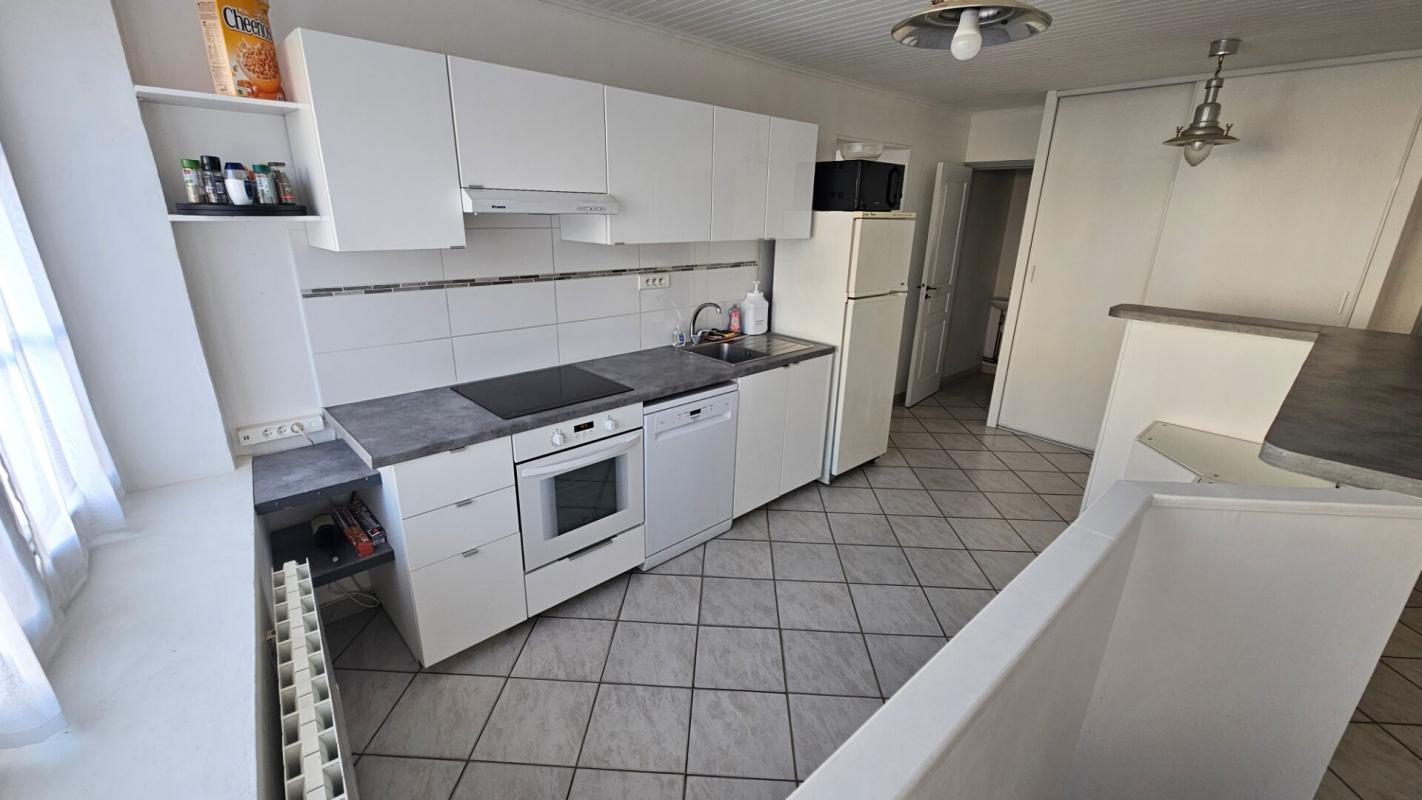 HOUDAN Houdan 5 mn / Gambais 2 mn / Maison de ville 104 m2 5