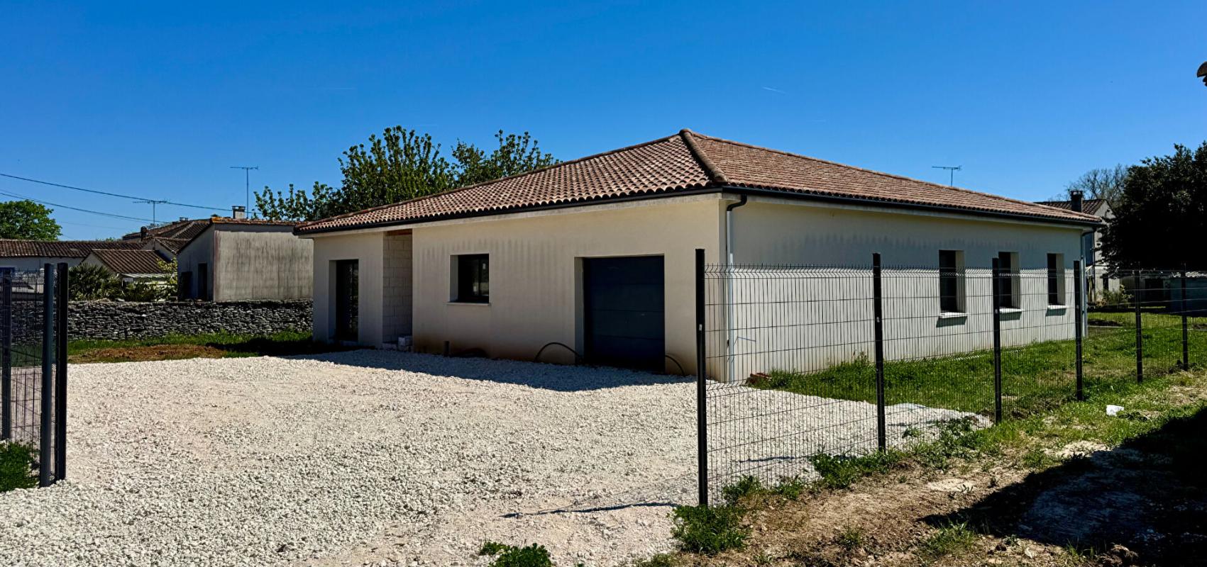 COGNAC 16100 Maison Neuve Cognac 1