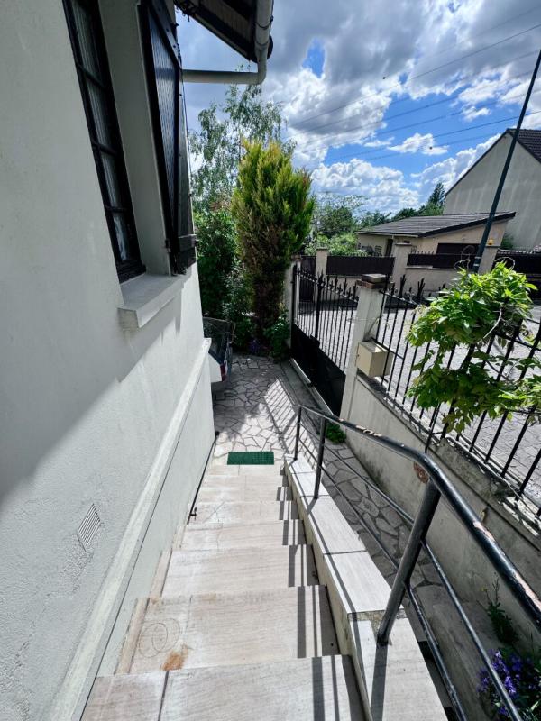 VILLETANEUSE Maison Villetaneuse 4 pièce(s) 63 m2 13