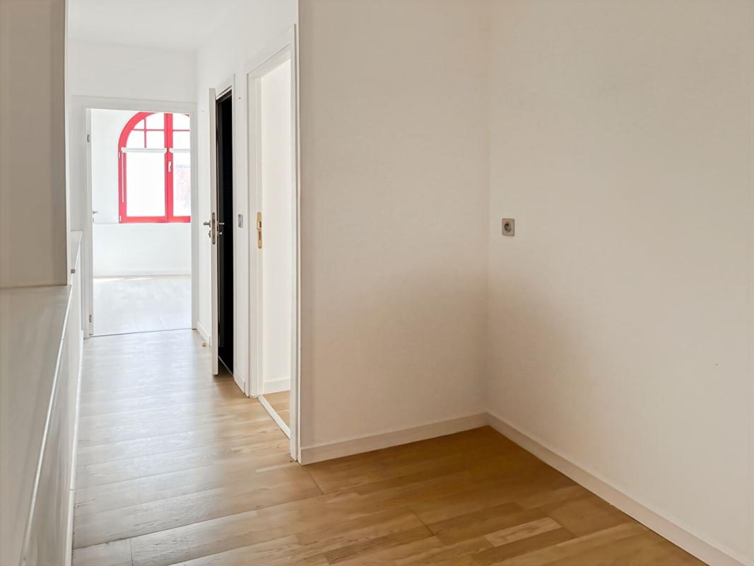 SAINT-JEAN-DE-LUZ Appartement Saint Jean De Luz 3 pièce(s) 68 m2 ascenseur proche plage 7