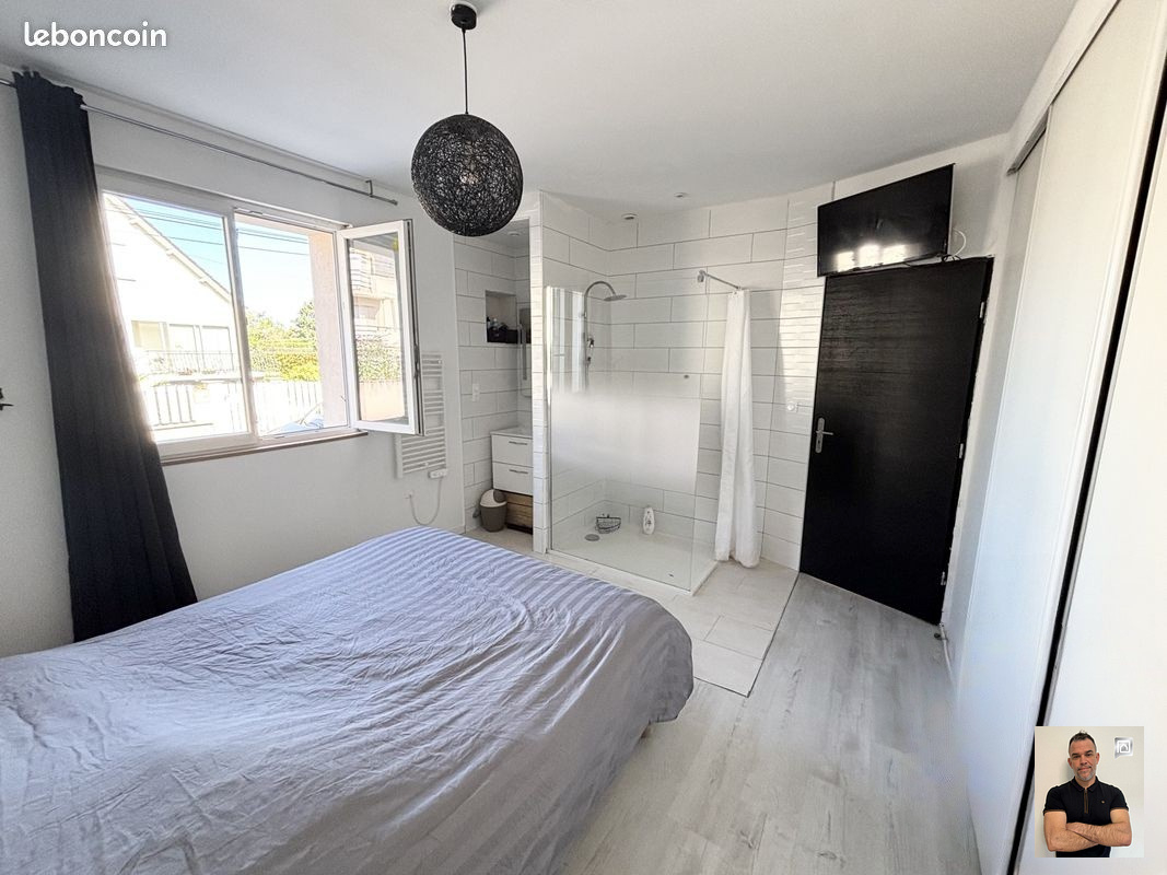 ORLEANS Maison  4 pièce(s) 141 m2 9