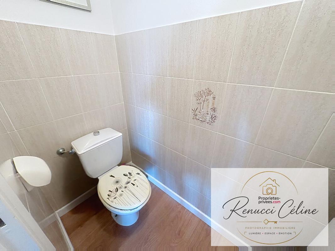 AJACCIO Appartement Ajaccio 3 pièces de 70 m2 15