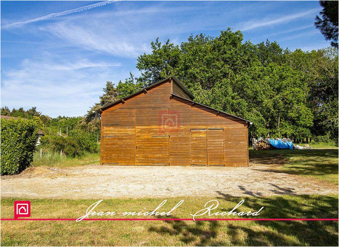 CHATILLON-SUR-CHER Maison Chatillon Sur Cher 7 pièce(s) 225 m2 15