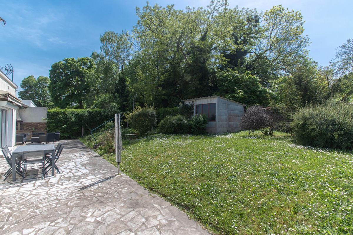 BRETIGNY-SUR-ORGE Maison Bretigny Sur Orge 5 pièce(s) 109 m2 12