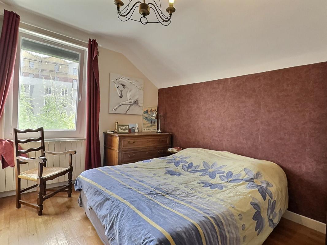 CHAMBERY Maison Chambéry- secteur Bissy- 8 pièces-184 m2 sur 400m2 de terrain 14