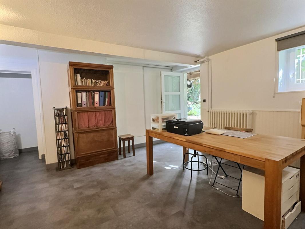 CHAMBERY Maison Chambéry- secteur Bissy- 8 pièces-184 m2 sur 400m2 de terrain 17