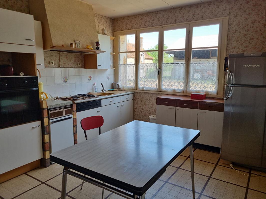 BOUZY-LA-FORET "EXCLUSIVITE"  GRANDE FERME 6 pièce(s)  et 28116 m² 6