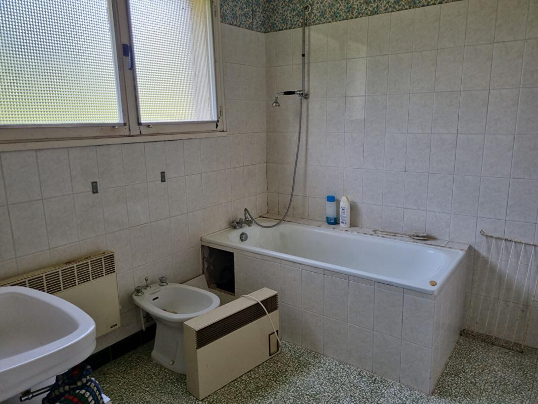 BOUZY-LA-FORET "EXCLUSIVITE"  GRANDE FERME 6 pièce(s)  et 28116 m² 9