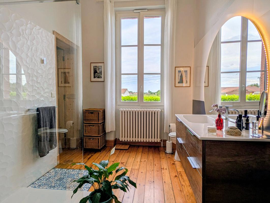 CAZERES Maison de Maître de 282 m² avec 5 chambres, dépendance et piscine sur terrain de 1585 m² 10