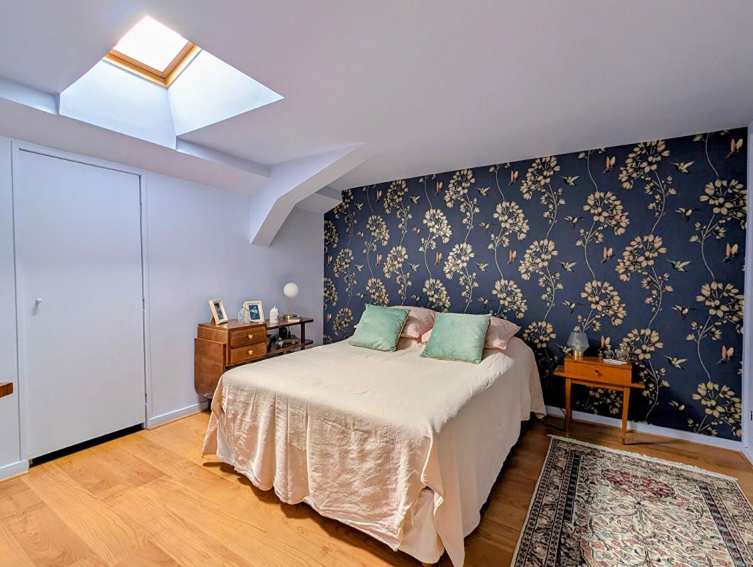 CAZERES Maison de Maître de 282 m² avec 5 chambres, dépendance et piscine sur terrain de 1585 m² 12