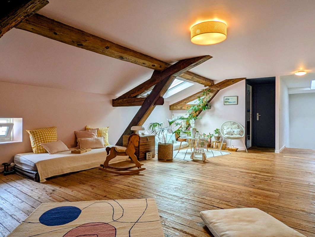 CAZERES Maison de Maître de 282 m² avec 5 chambres, dépendance et piscine sur terrain de 1585 m² 14
