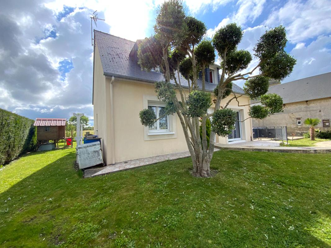 BRICQUEVILLE-SUR-MER Maison Bricqueville Sur Mer 6 pièce(s) 131 m2 5