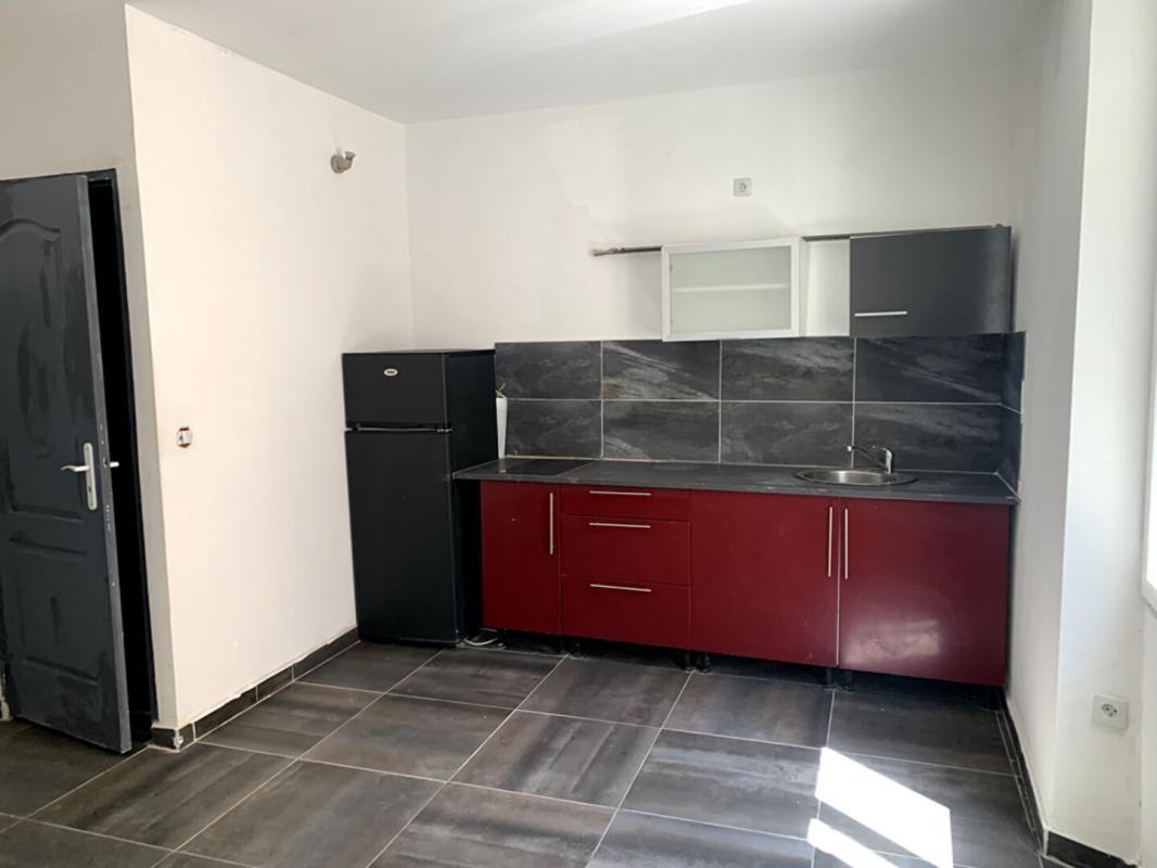 MARSEILLE-1ER-ARRONDISSEMENT Appartement Marseille 2 pièce(s) 37 m2 9