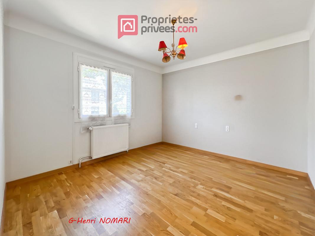 CHATEAUBRIANT Maison Chateaubriant 7 pièce(s) 150 m2, 4 chambres, terrain de 804m² 5
