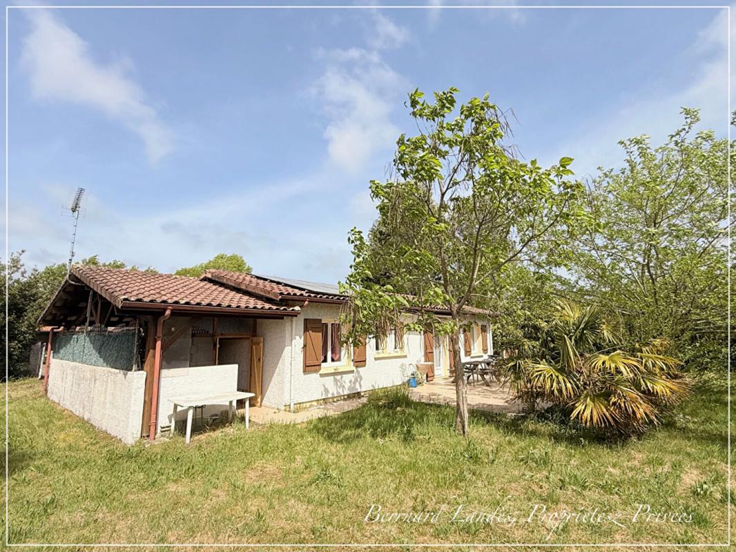 SAINT-JULIEN-EN-BORN Maison 5 pièce(s) 74 m2 10