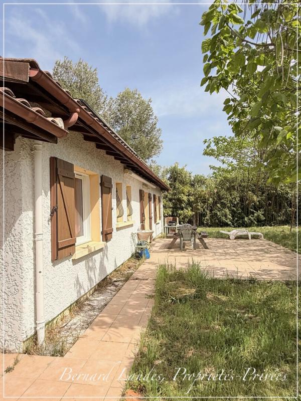 SAINT-JULIEN-EN-BORN Maison 5 pièce(s) 74 m2 11