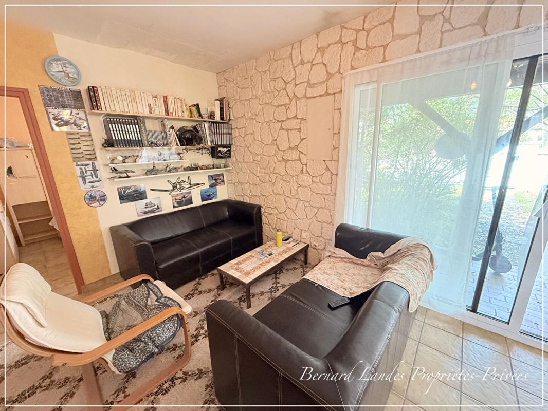 SAINT-JULIEN-EN-BORN Maison 5 pièce(s) 74 m2 7