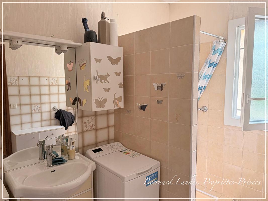 SAINT-JULIEN-EN-BORN Maison 5 pièce(s) 74 m2 9