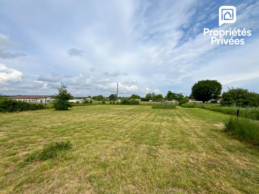 PUGNAC Maison à rénover avec terrain constructible de plus de 3 000 m² - Fort potentiel à Pugnac, proche commerces, projet de division en cours 13