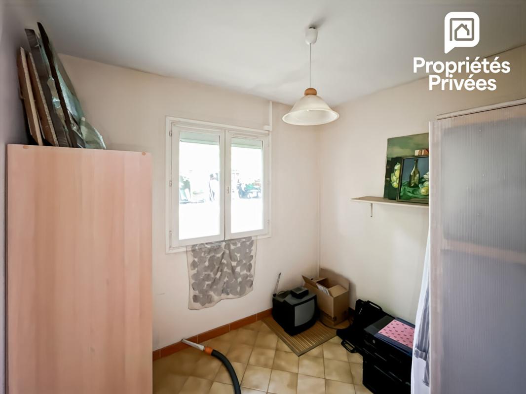 PUGNAC Maison à rénover avec terrain constructible de plus de 3 000 m² - Fort potentiel à Pugnac, proche commerces, projet de division en cours 9