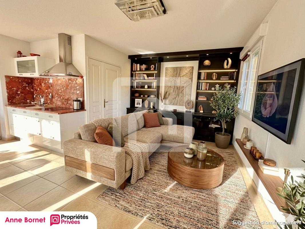 GRASSE Appartement 2 pièces avec terrasse exceptionnelle de près de 50 m2, double garage, cave 7