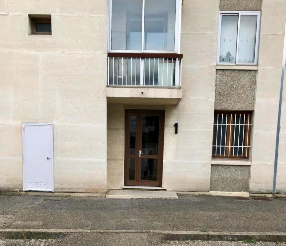 AVIGNON Appartement Avignon 3 pièce(s) 68 m2, balcon, loggia, place de parking 12