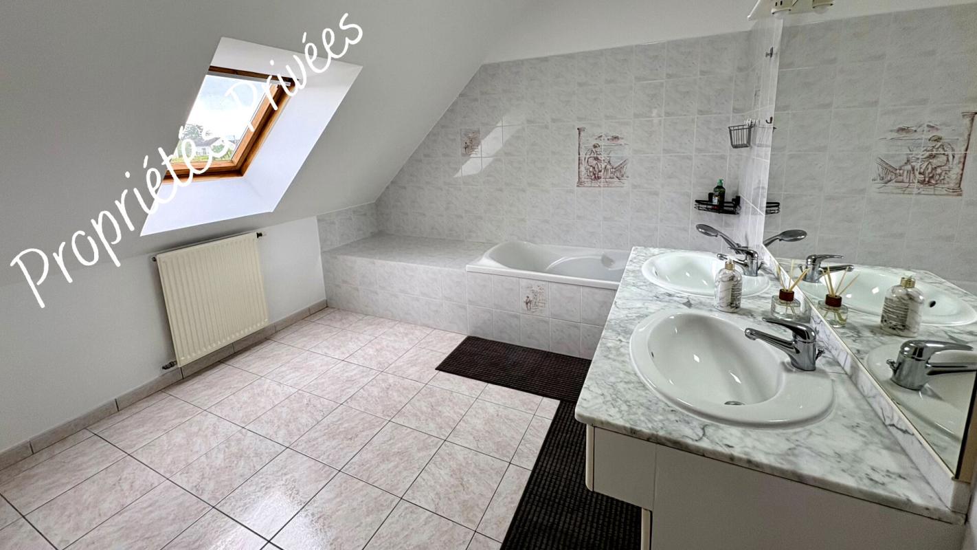 VILLEBAROU Maison Villebarou 154 m2 16