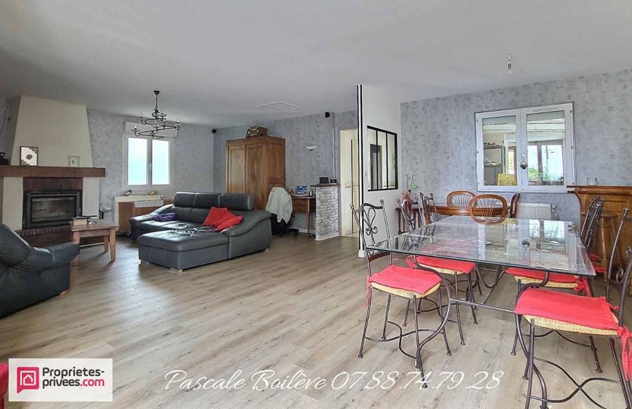 ALLONNES Maison PLAIN-PIED 171 m² - 4 chambres - ALLONNES (49650) 2
