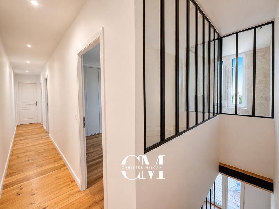 FLOIRAC Echoppe Floirac limite Bastide 5 pièces 125 m2, studio, parking 8