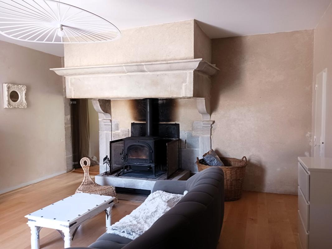 MACORNAY Maison Macornay 6 pièce(s) 184 m2 4
