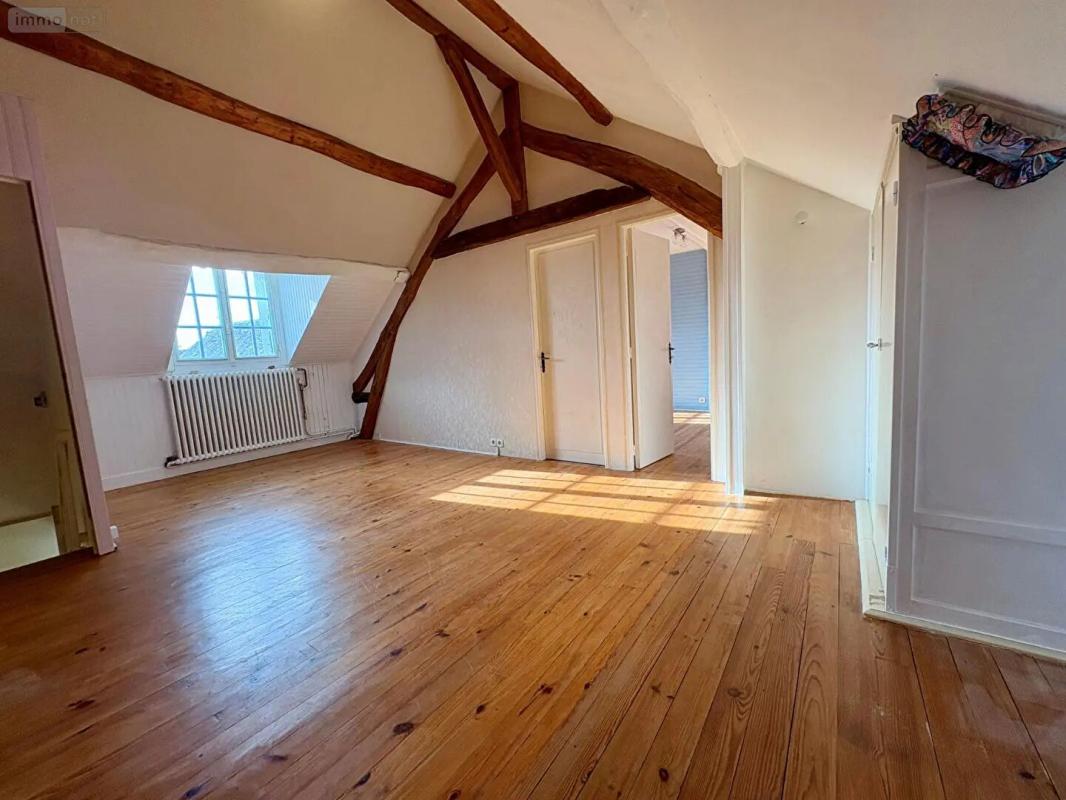 ORGERES-EN-BEAUCE À 2 km d'Orgères-en-Beauce  Charmante maison de campagne avec dépendances 11