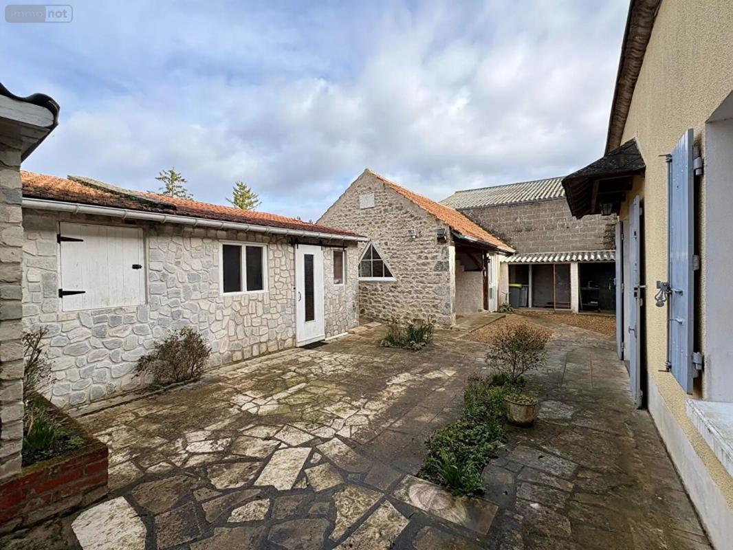 ORGERES-EN-BEAUCE À 2 km d'Orgères-en-Beauce  Charmante maison de campagne avec dépendances 2