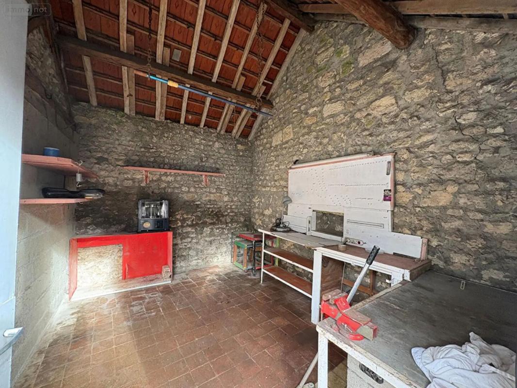 ORGERES-EN-BEAUCE À 2 km d'Orgères-en-Beauce  Charmante maison de campagne avec dépendances 6