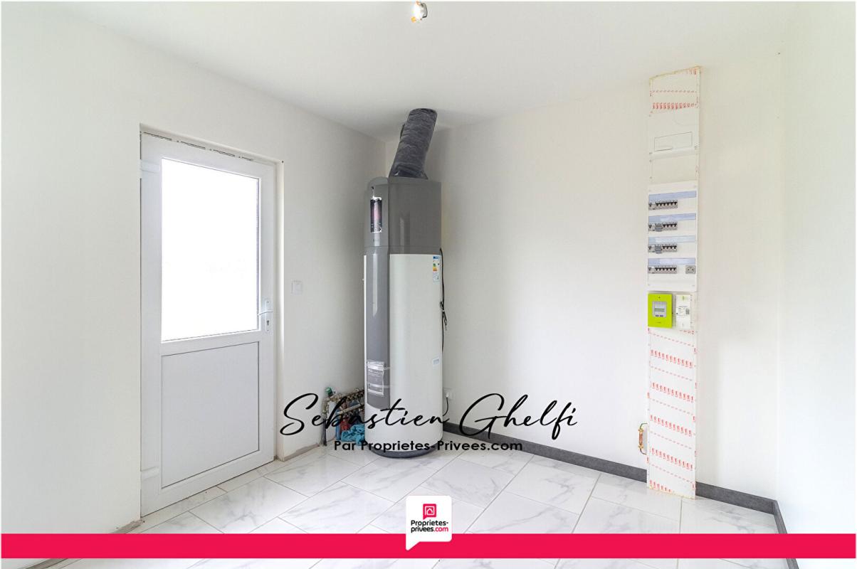 GY-EN-SOLOGNE belle maison de plain pied avec 3 chambres cellier et garage 10
