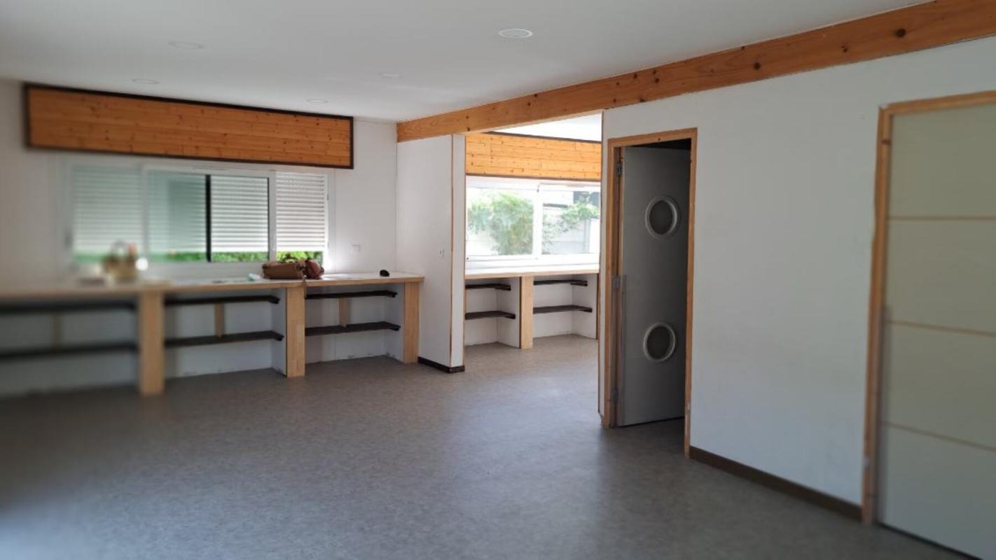 LE HAILLAN 33180  LE HAILLAN PROCHE BORDEAUX BUREAUX  A LOUER  227 m2 en R +1 2