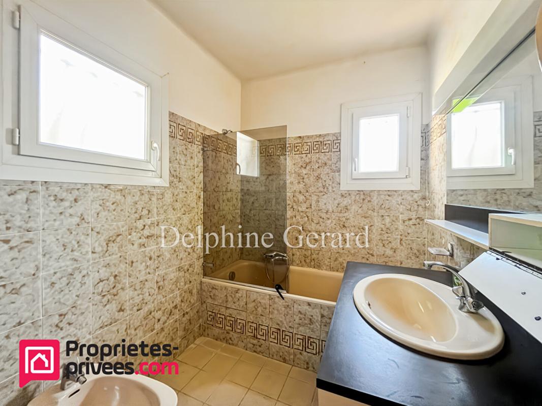 FALICON Falicon - Maison 5 pièces 130m2 + annexes 10