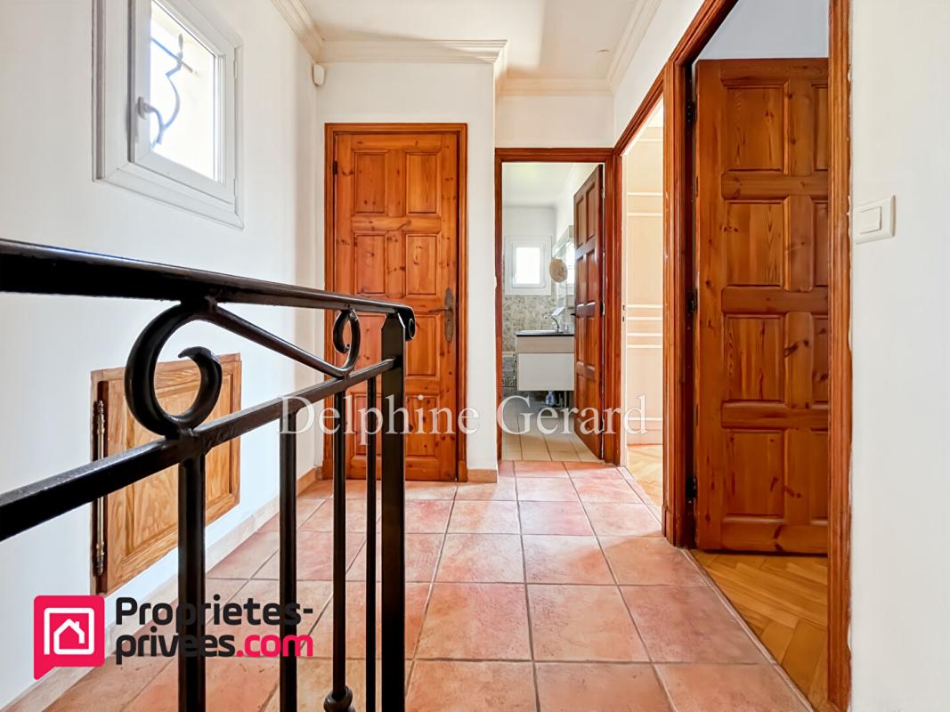FALICON Falicon - Maison 5 pièces 130m2 + annexes 12