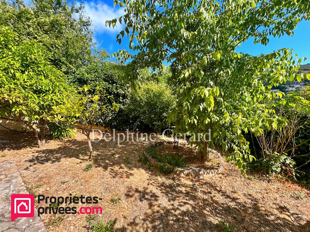 FALICON Falicon - Maison 5 pièces 130m2 + annexes 16