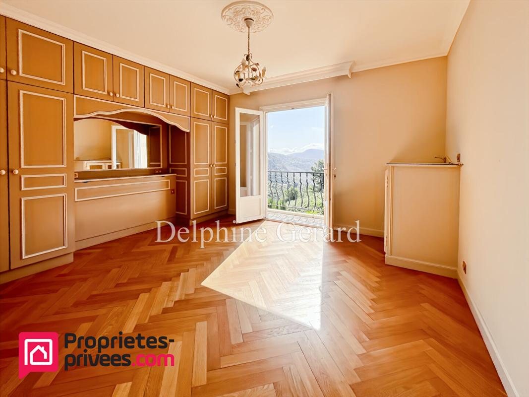 FALICON Falicon - Maison 5 pièces 130m2 + annexes 7