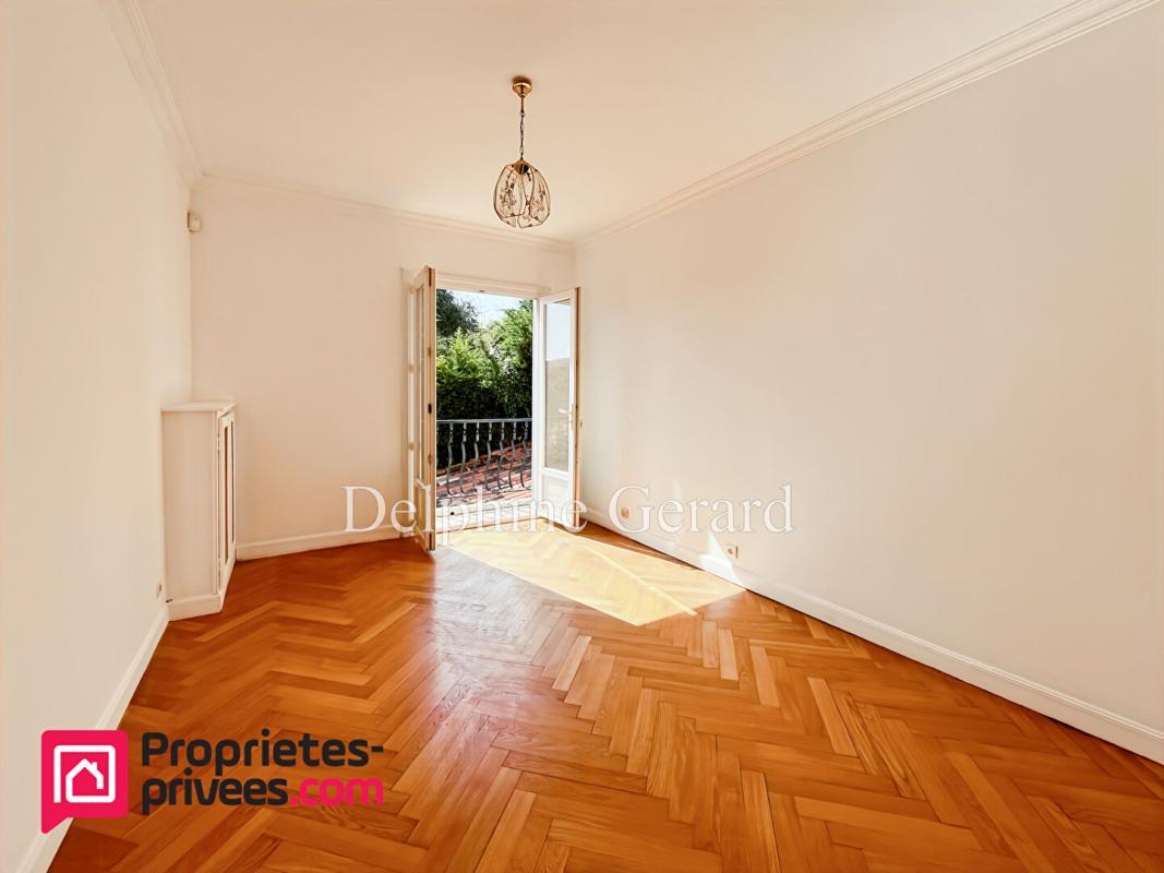 FALICON Falicon - Maison 5 pièces 130m2 + annexes 8