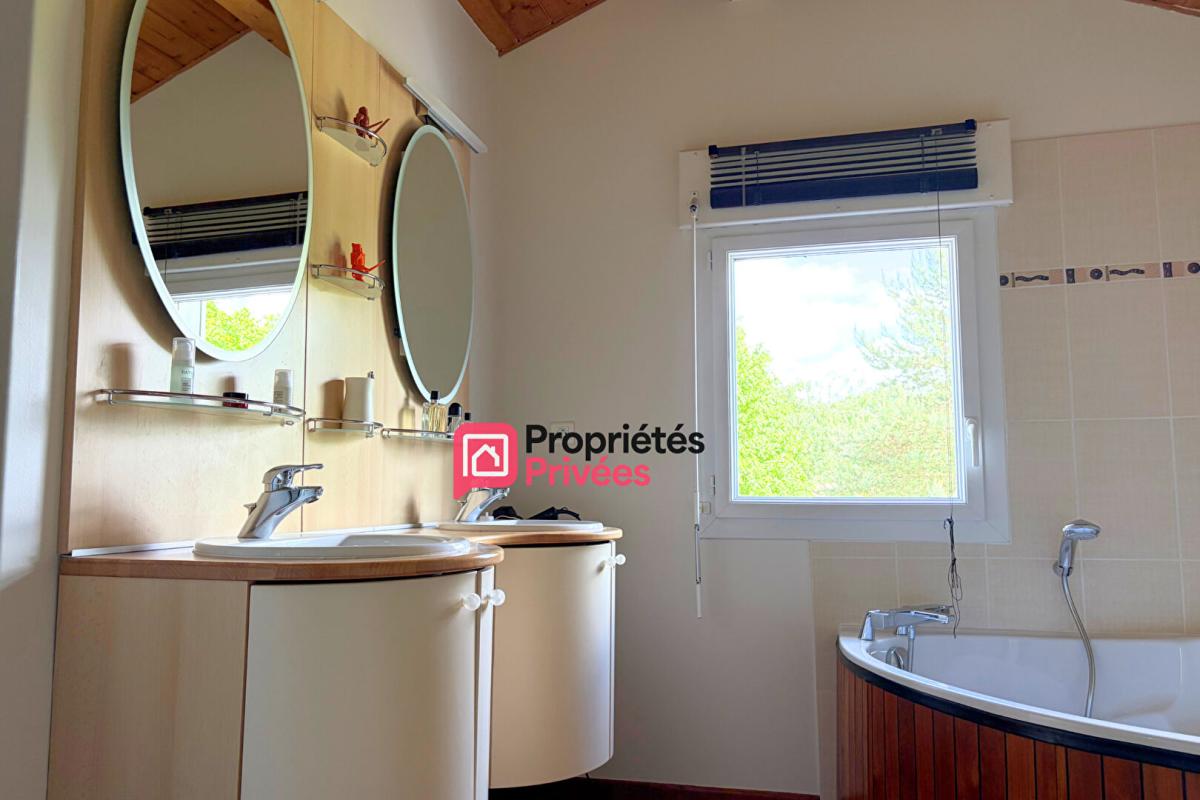 CHAPDES-BEAUFORT Maison T 5 de 130 m2 avec vue dégagée sur le Puy de Dôme Trimoulet 63230 à vendre 14