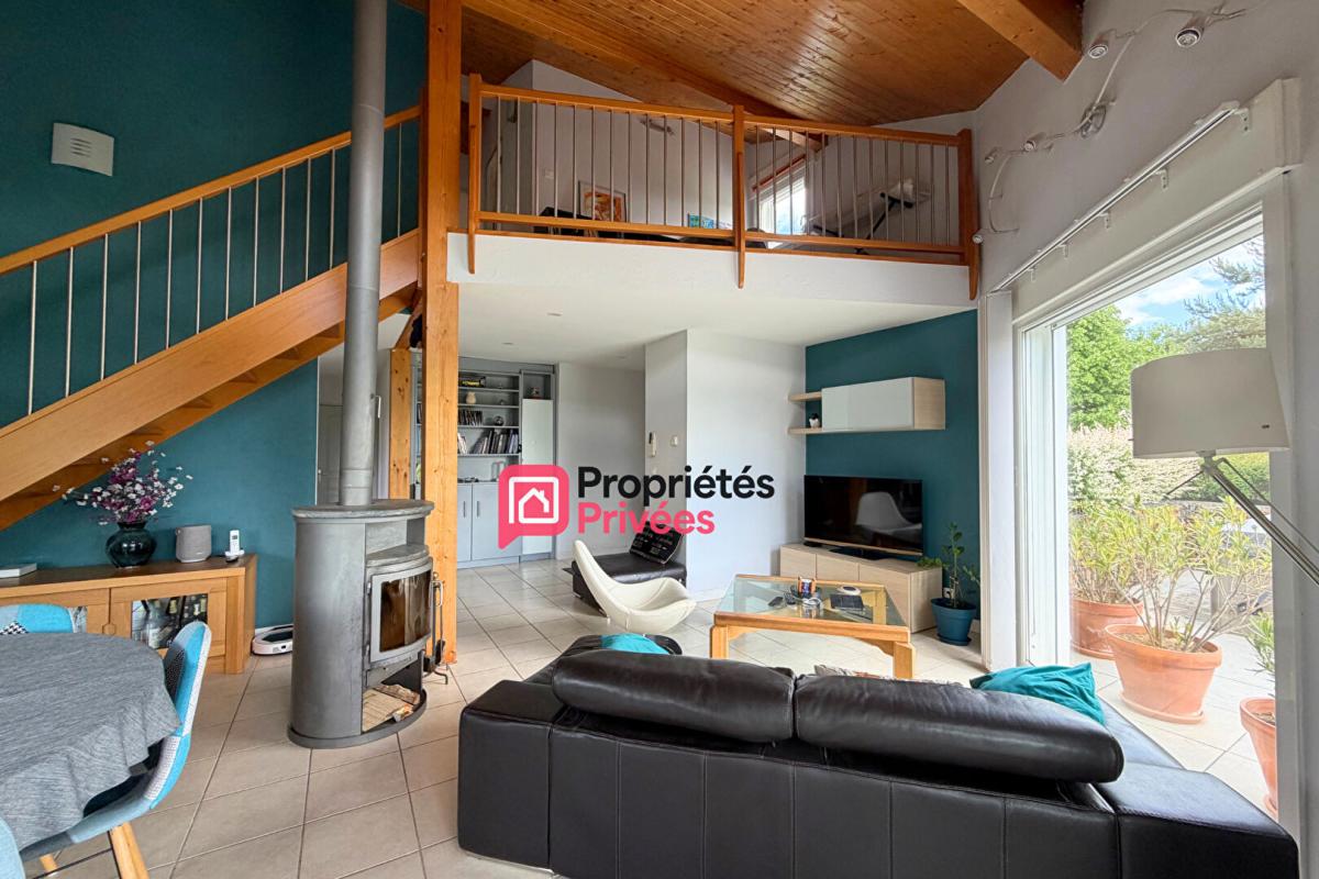 CHAPDES-BEAUFORT Maison T 5 de 130 m2 avec vue dégagée sur le Puy de Dôme Trimoulet 63230 à vendre 5