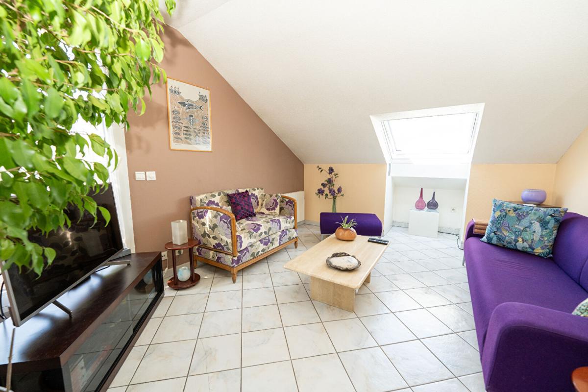 GRENOBLE OPPORTUNITÉ RARE   APPARTEMENT T4 DERNIER ÉTAGE + TERRASSE PANORAMIQUE 65 m² GARAGE 8
