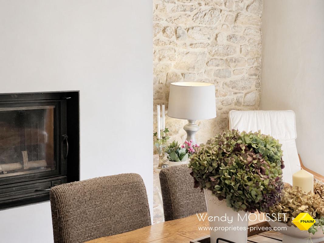 VANNES Ensemble de l'immobilier de caractère en pierres avec deux longères, dépendances, cabanes perchées à 20 min de Vannes 12
