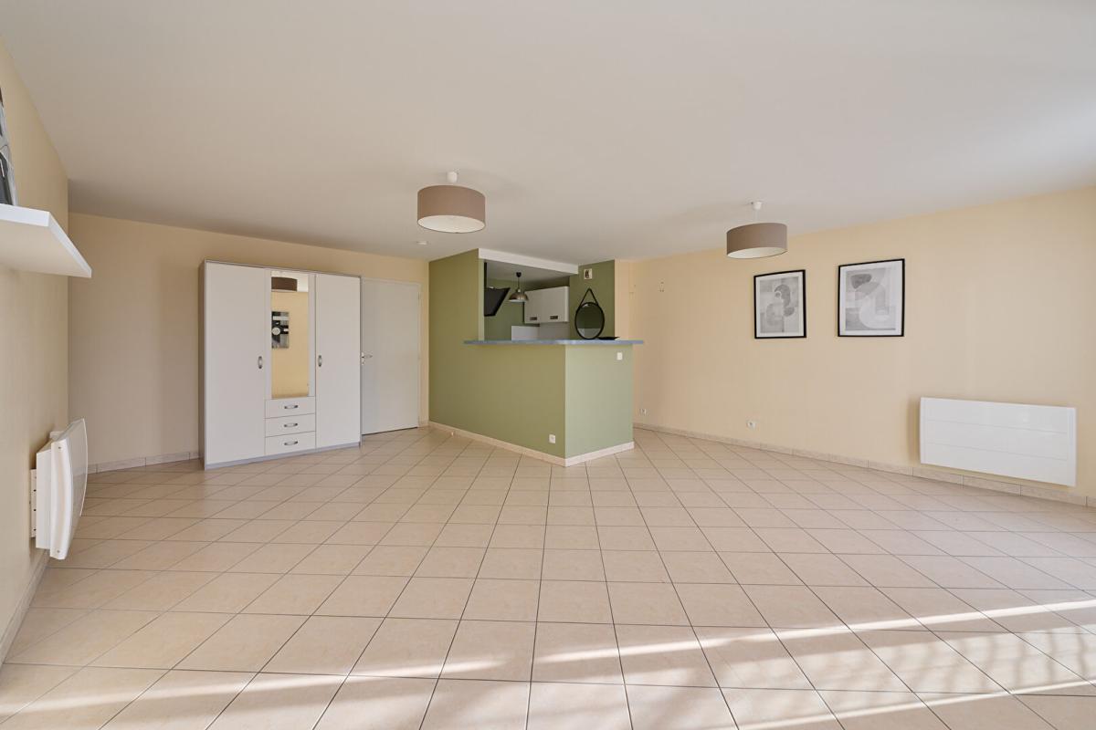 LARMOR-BADEN Appartement  3 pièce(s) 7