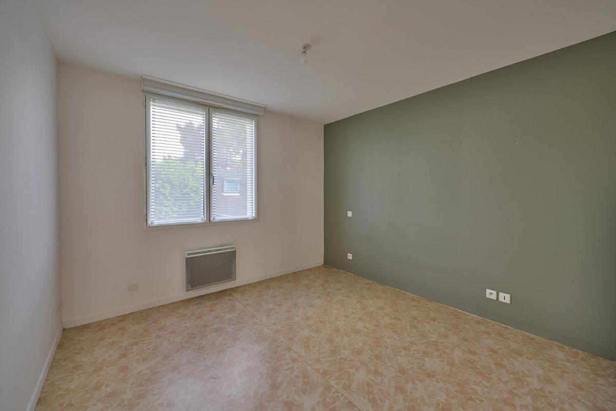 LARMOR-BADEN Appartement  3 pièce(s) 8