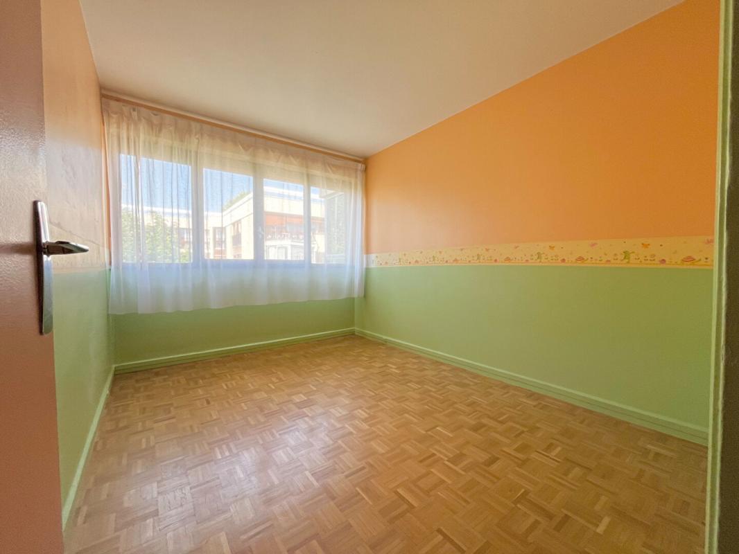 LE CHESNAY Appartement  4 pièce(s) 4